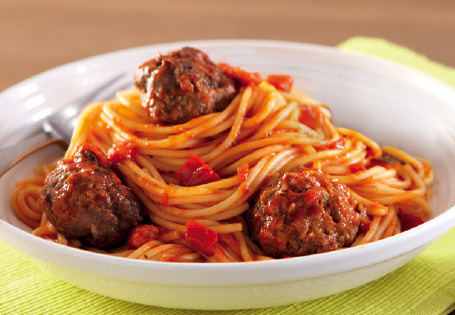 Pasta_with_Meatballs_16094